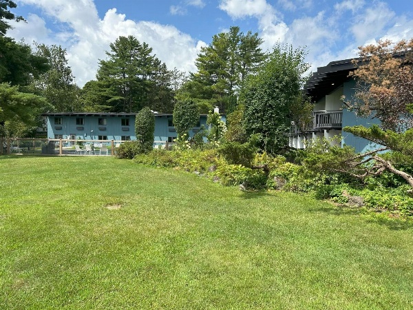 The Hotel Vervana at Bennington image 1